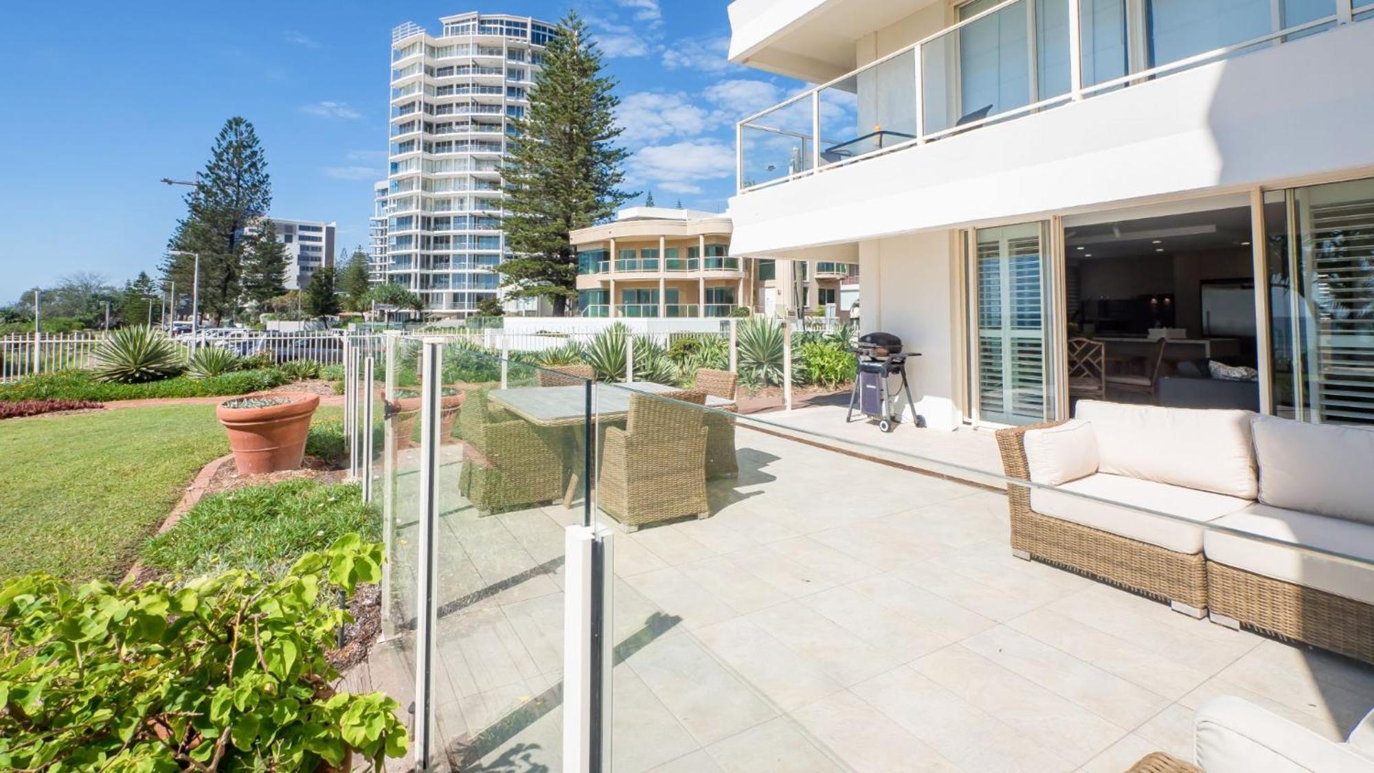 Viscount On The Beach Gold Coast Exteriér fotografie